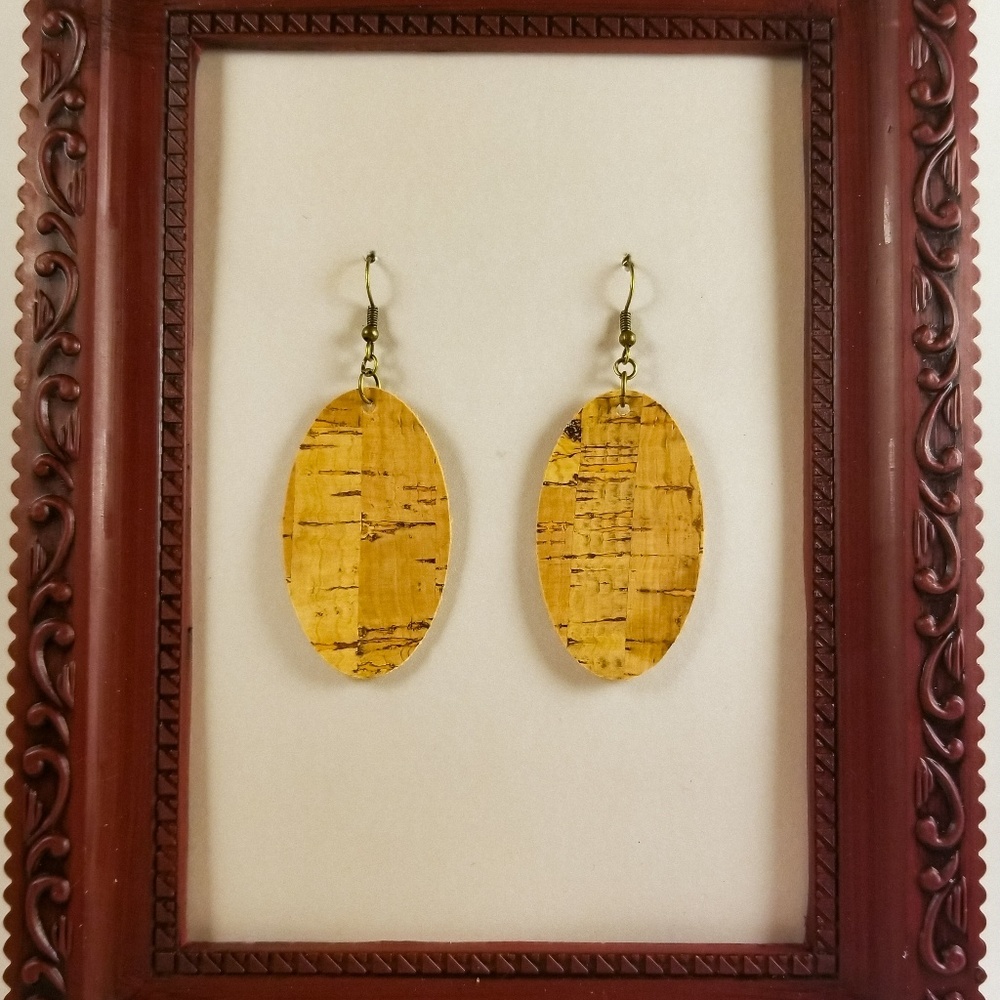 💎Handmade Oval Cork and Shimmer Earrings